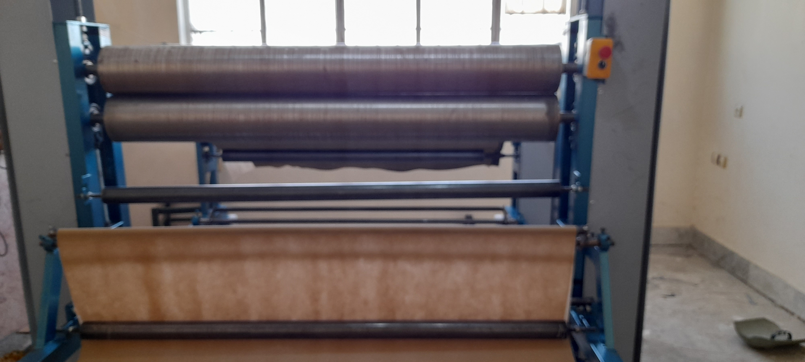 سفارش ساخت دستگاه لمینت پارچه و چرم و…